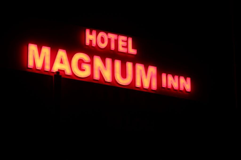 Hotel Magnum Inn Junagadh Eksteriør bilde