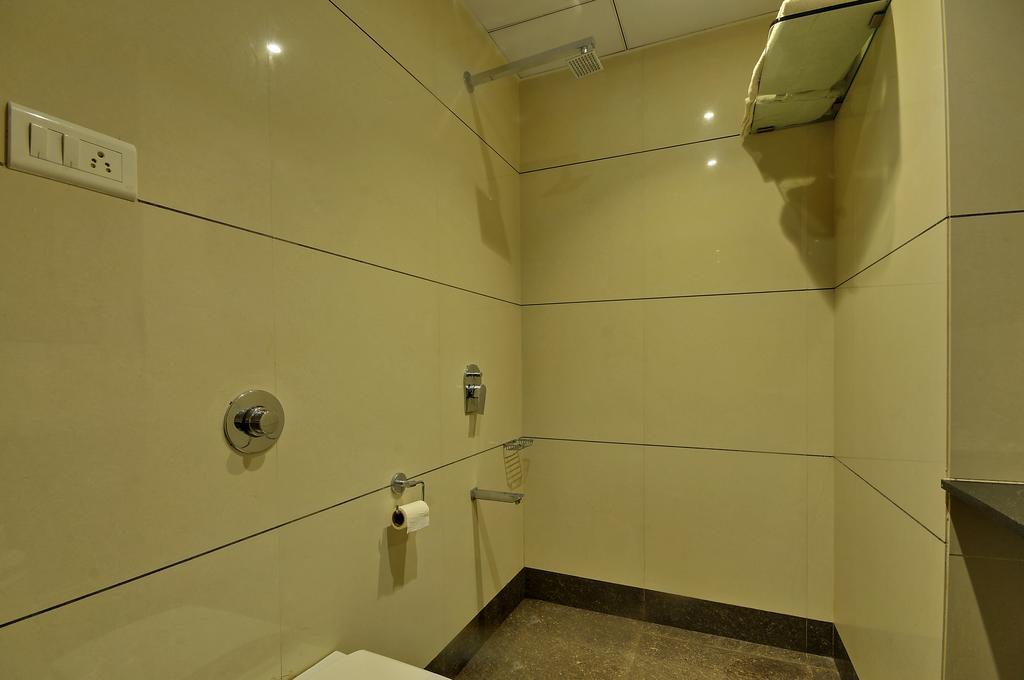 Hotel Magnum Inn Junagadh Eksteriør bilde