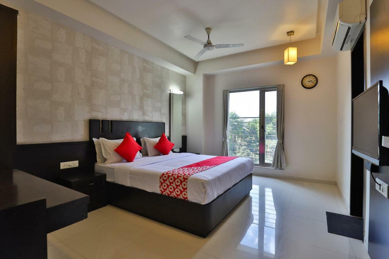 Hotel Magnum Inn Junagadh Eksteriør bilde