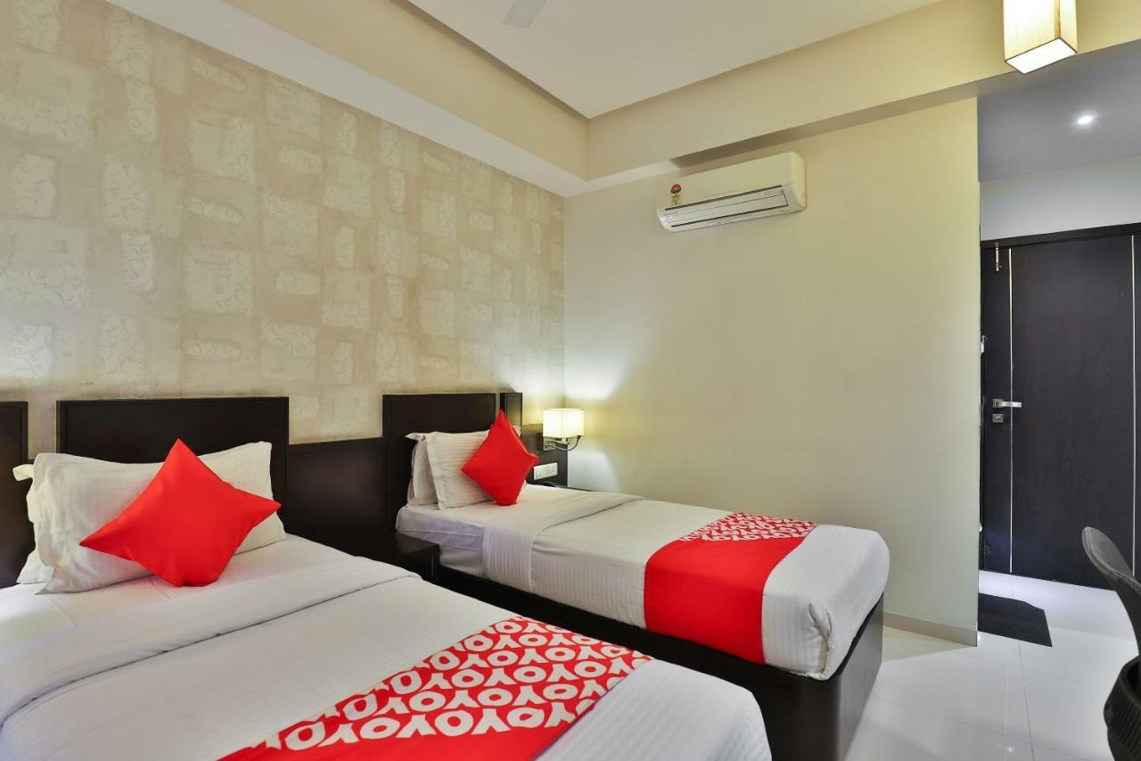 Hotel Magnum Inn Junagadh Eksteriør bilde